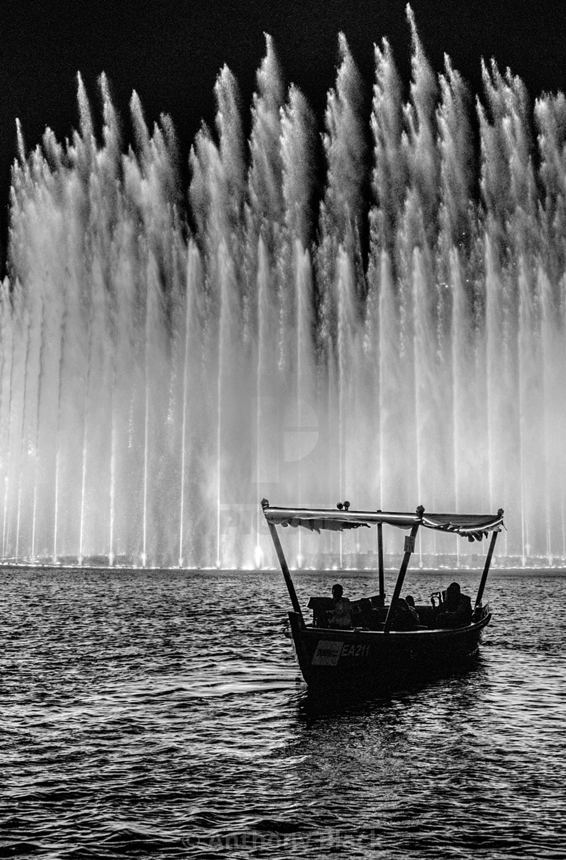 Abra ride at the Dubai fountains License, download or print for £9.00